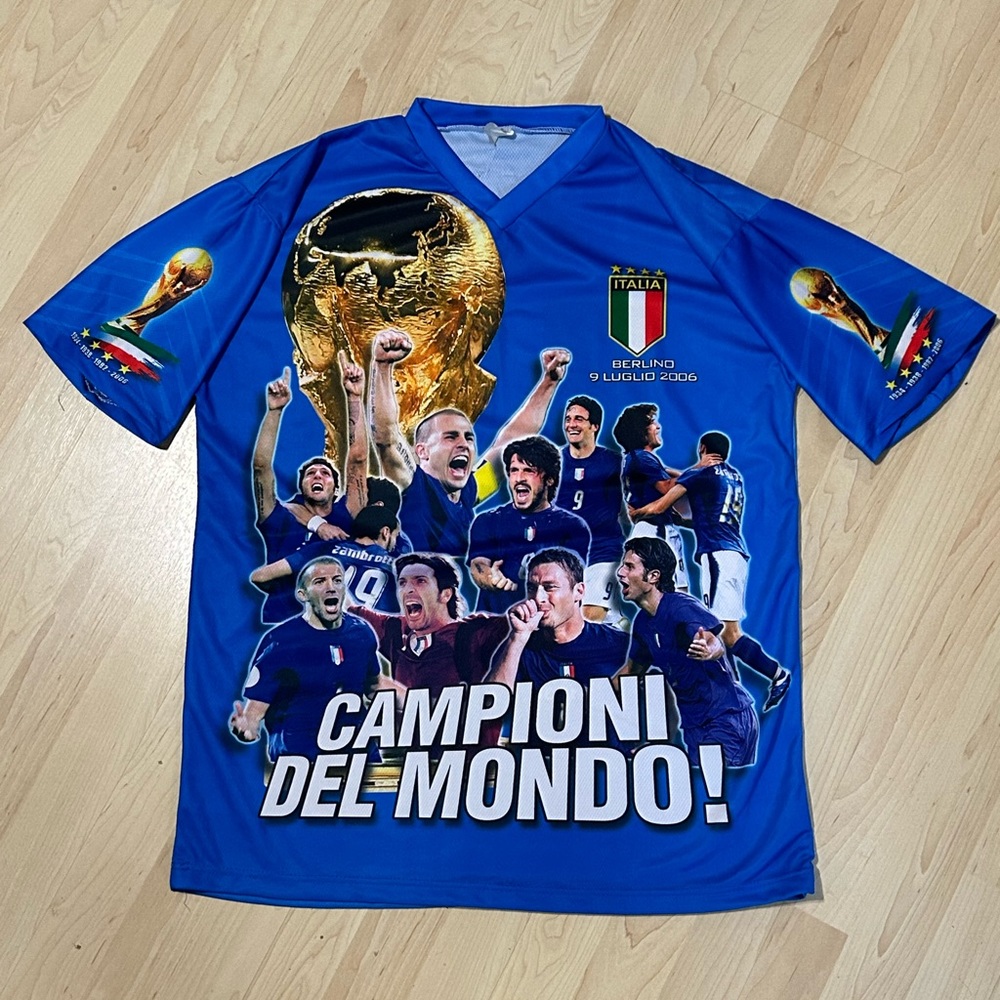 ITALIA championship soccer jersey (size:XL)